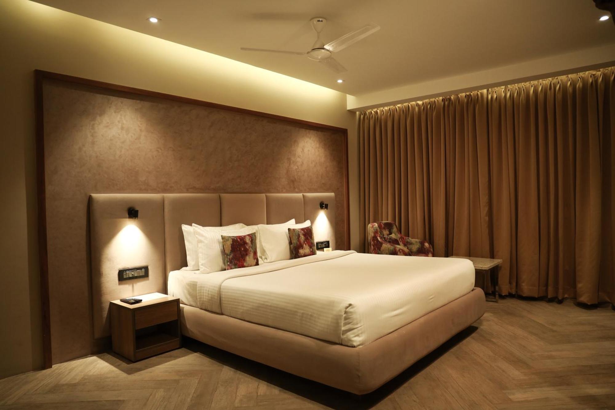 Mango Hill Central Chennai Dış mekan fotoğraf